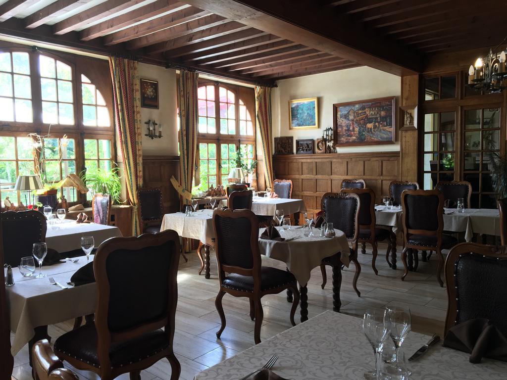 Hotel Le Sauvage ตูร์นุส ภายนอก รูปภาพ