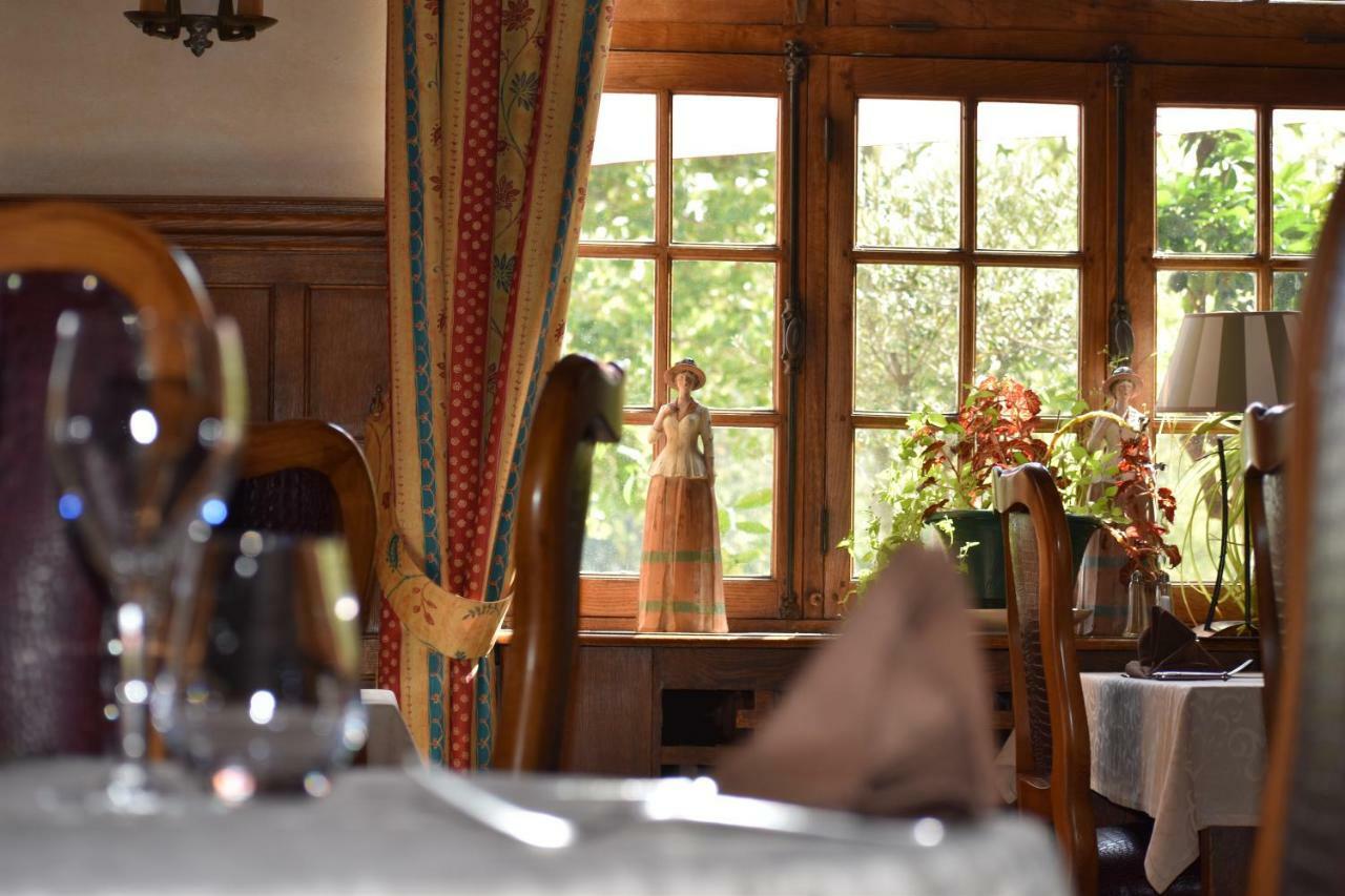 Hotel Le Sauvage ตูร์นุส ภายนอก รูปภาพ