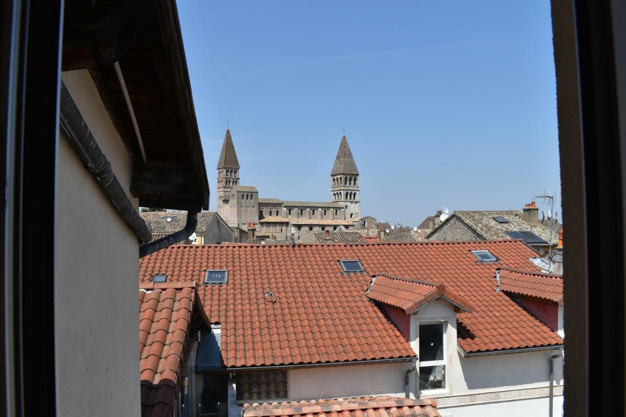 Hotel Le Sauvage ตูร์นุส ภายนอก รูปภาพ