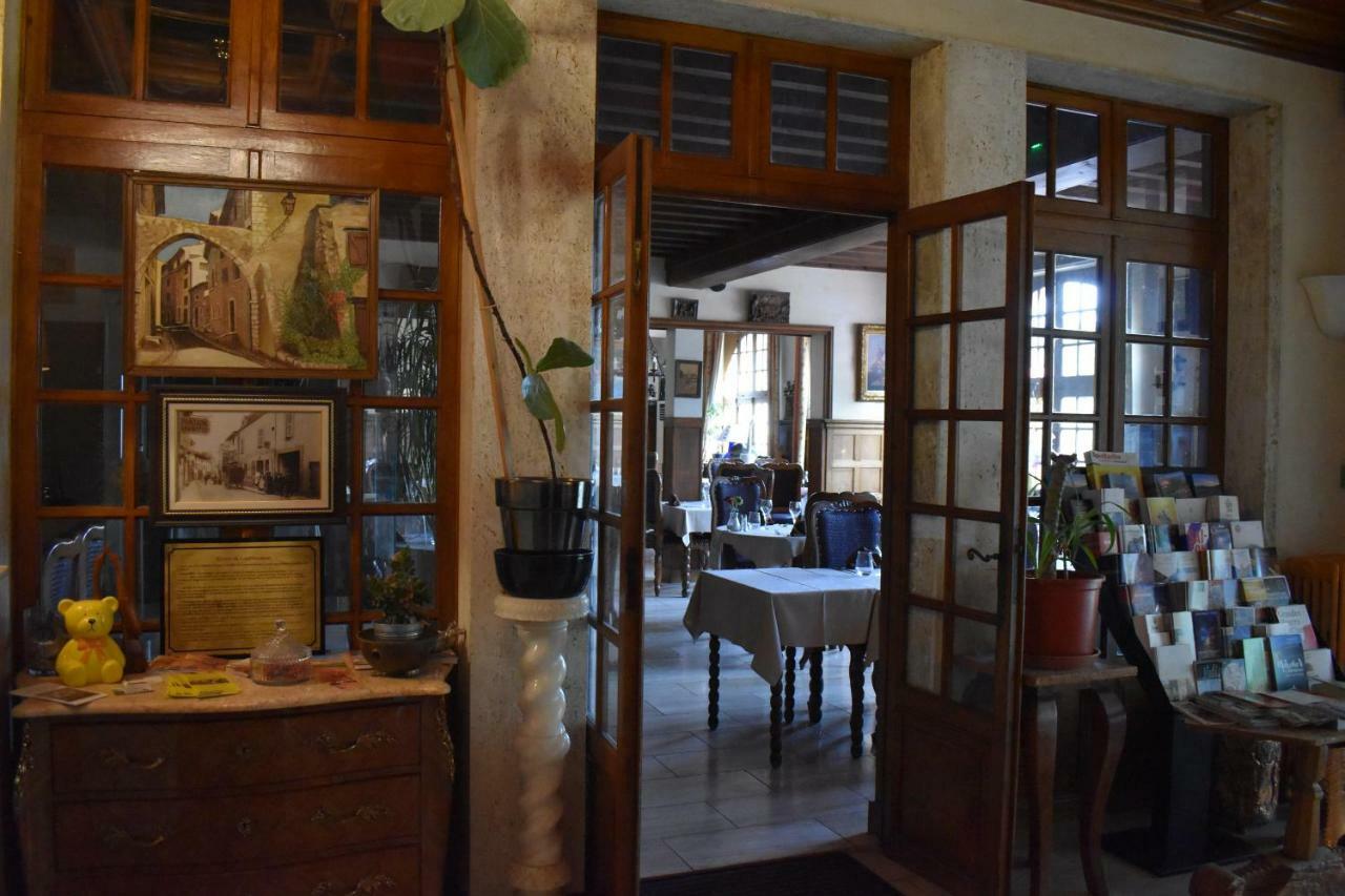 Hotel Le Sauvage ตูร์นุส ภายนอก รูปภาพ